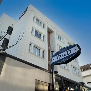Otel Otto Lara