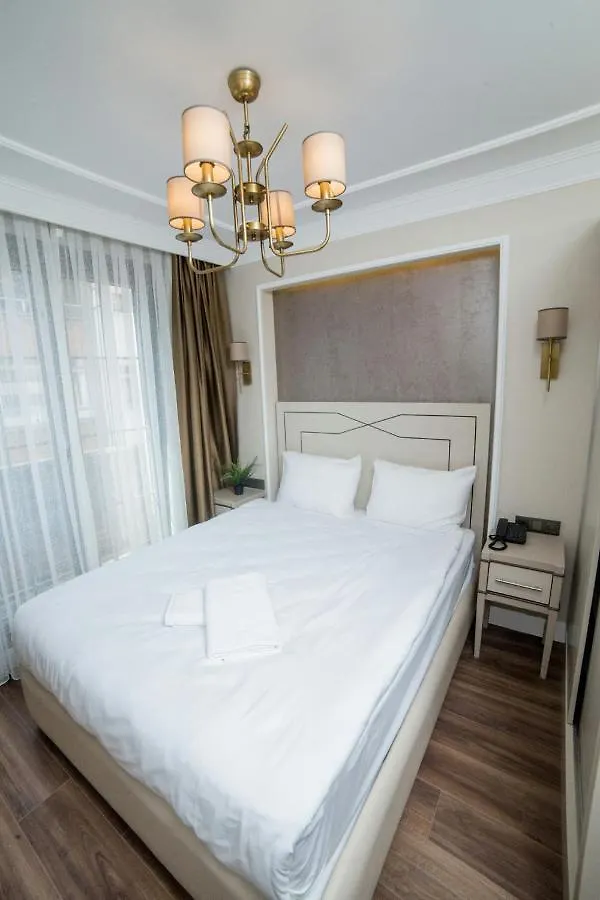 The Charm Hotel - Old City Istanbul 4*,